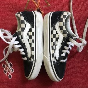 KIDS old skool checkered vans!
